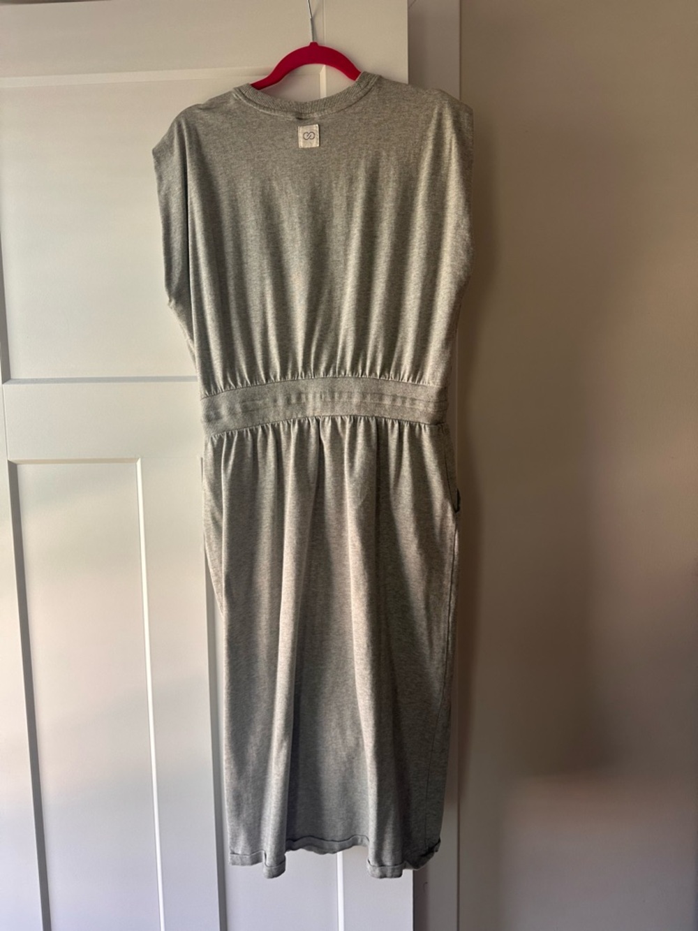 CALIA by Carrie Underwood Sleeveless Midi Dress in Light Gray - Picture 3 of 3